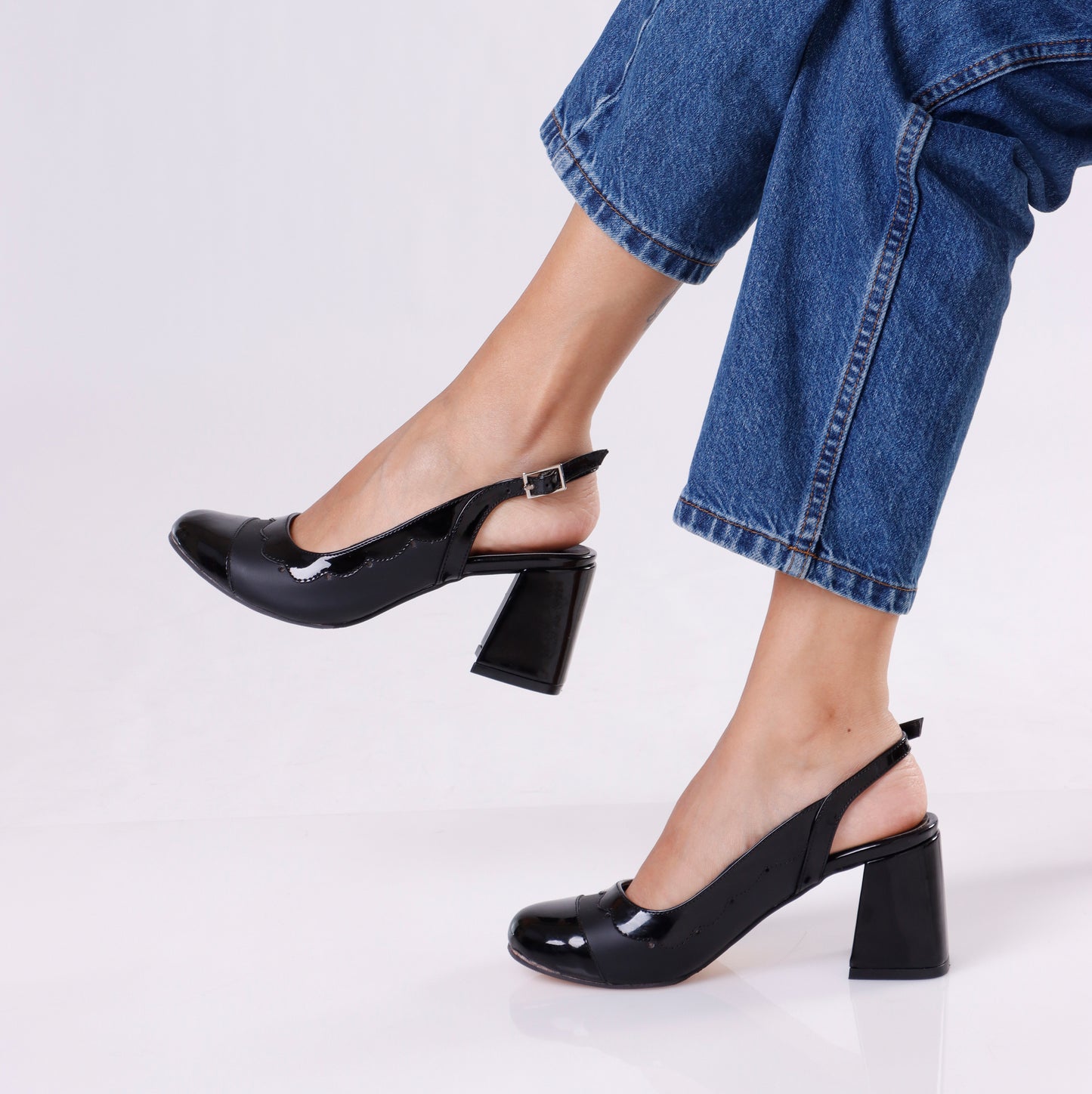 Low Heels | Black