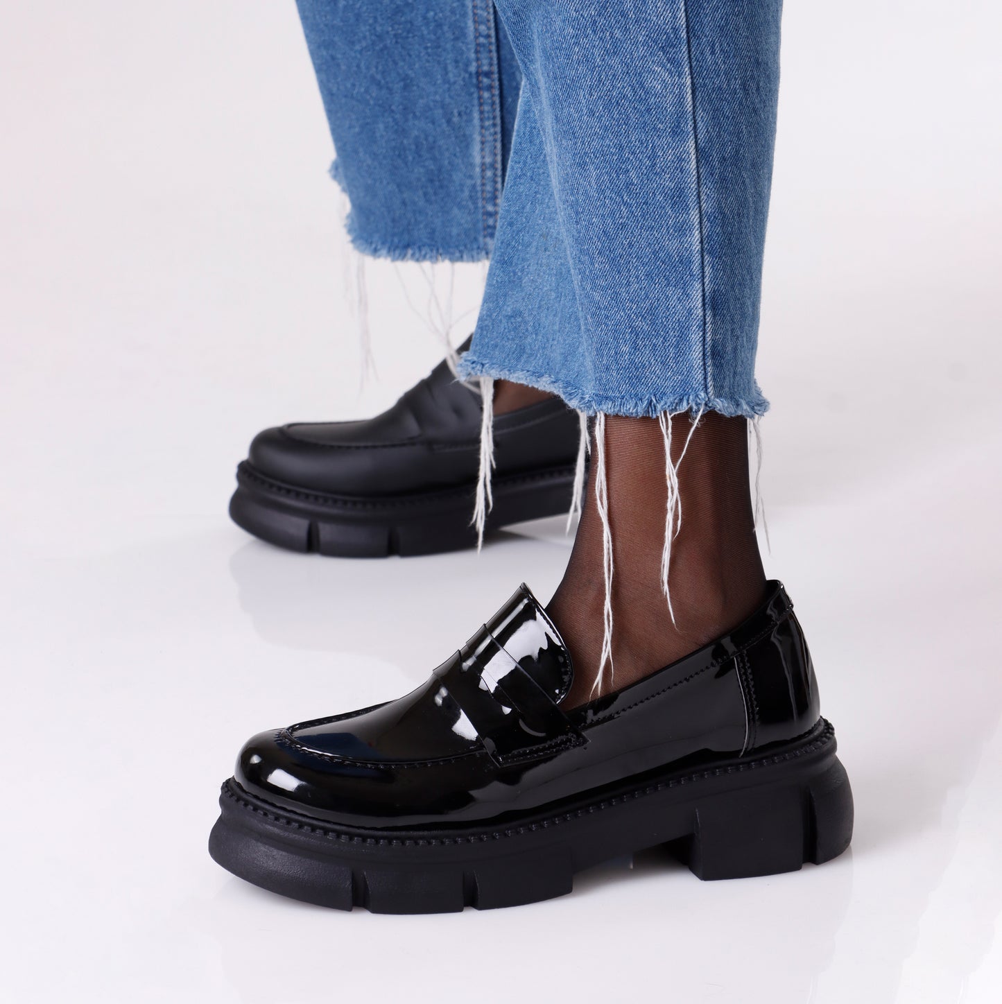 Loafer | Black Matte & Black Glossy