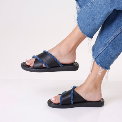 Cross Slipper | Black