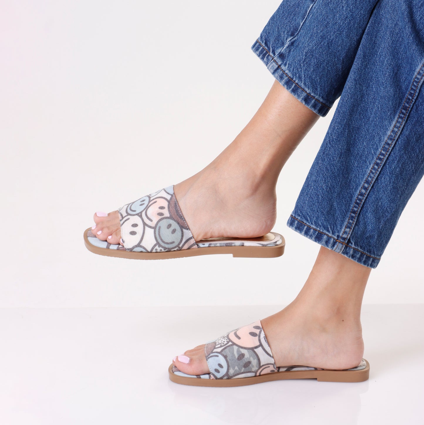 Flat Slipper | Floral & Smiley