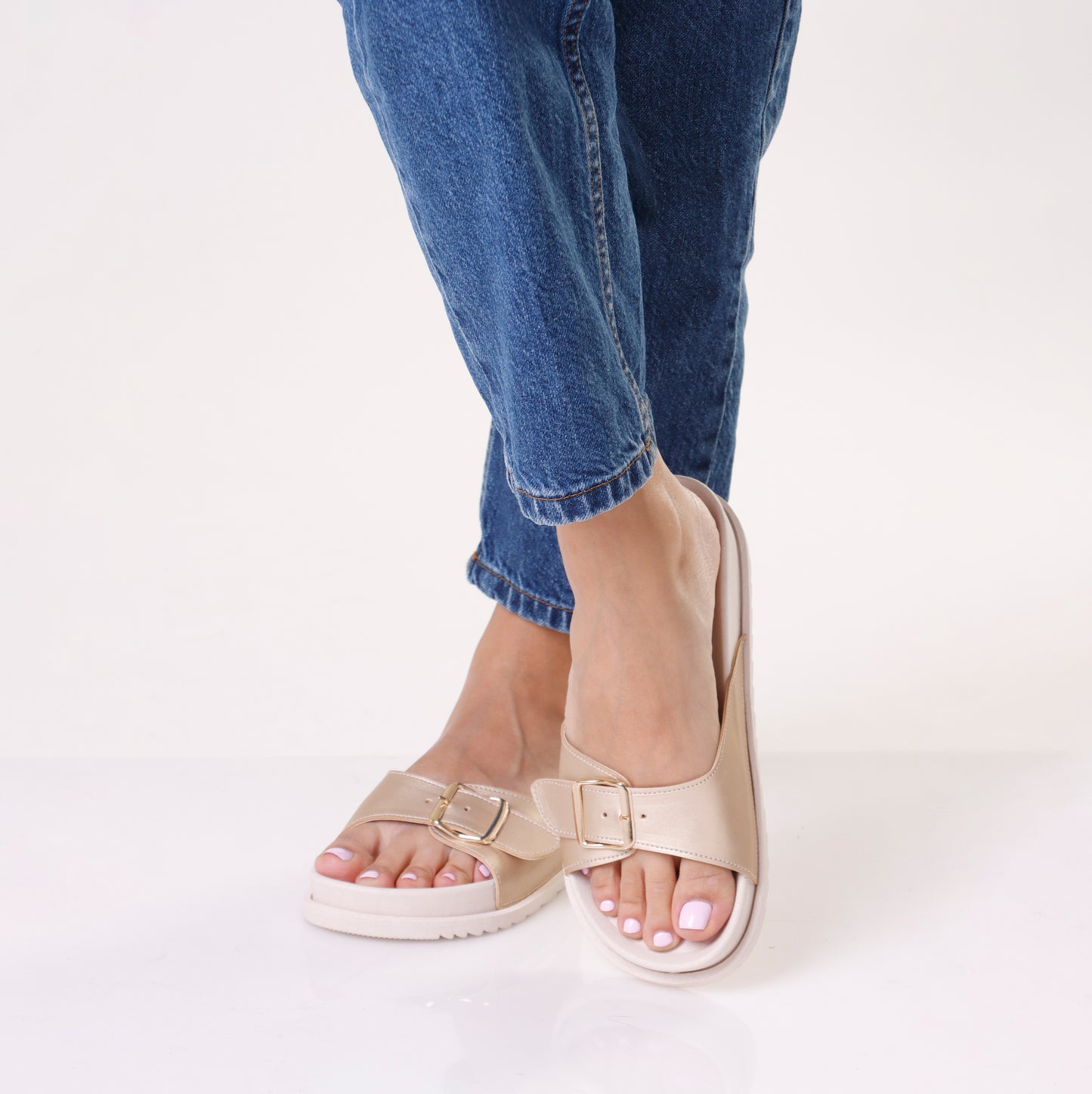 Flat Slipper | 1 Buckle