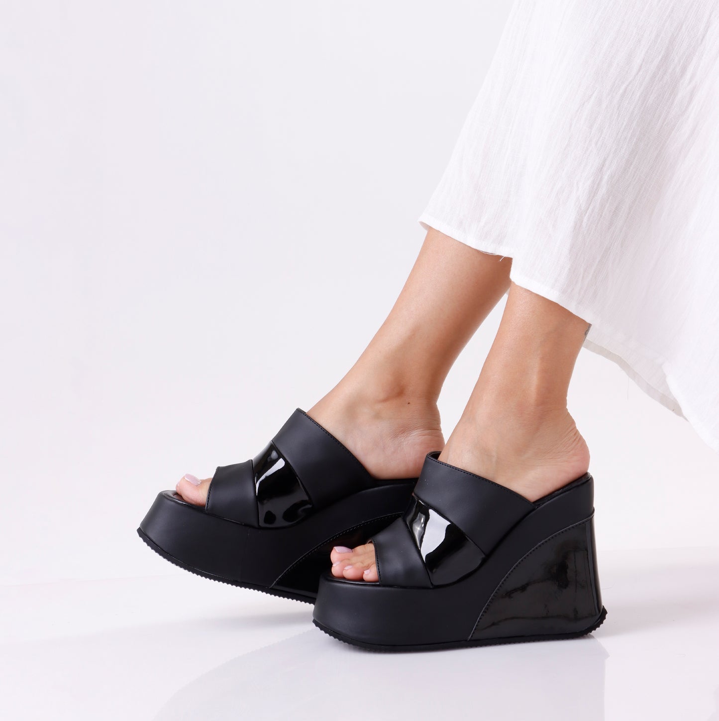 Chunky Slip On | 2 Colors