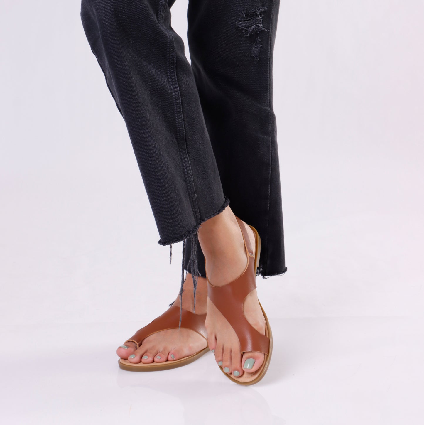 Flat Strap Toe Sandal | 2 Colors