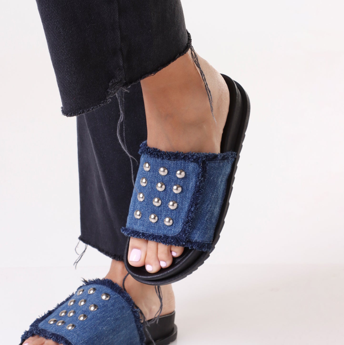 Studded Slides | 2 Colors