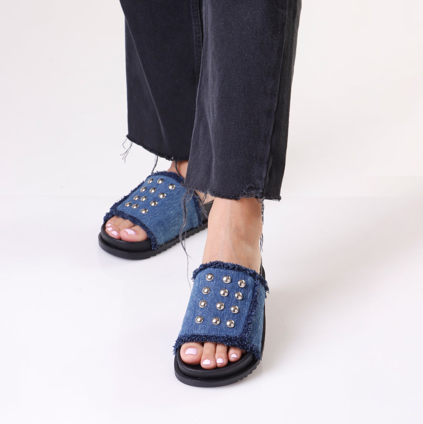 Studded Slides | 2 Colors