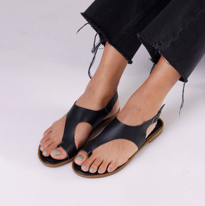 Flat Strap Toe Sandal | 2 Colors